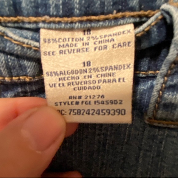 Faded Glory Shorts Women’s Size‎ 18 Denim Stretch Medium Wash - Picture 8 of 8